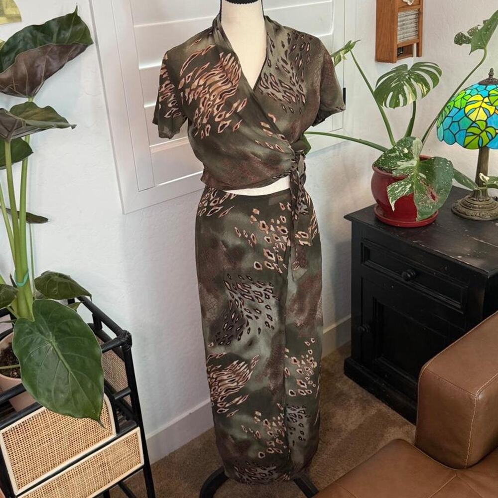 Vintage J. Michaels Y2K Wrap Top & Maxi Skirt Set Abstract Animal Print